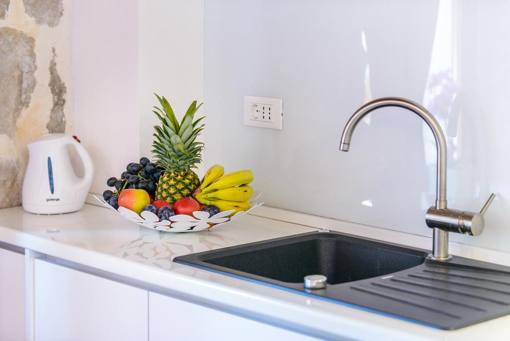 Apartments None And Nono ซัฟทัท ภายนอก รูปภาพ